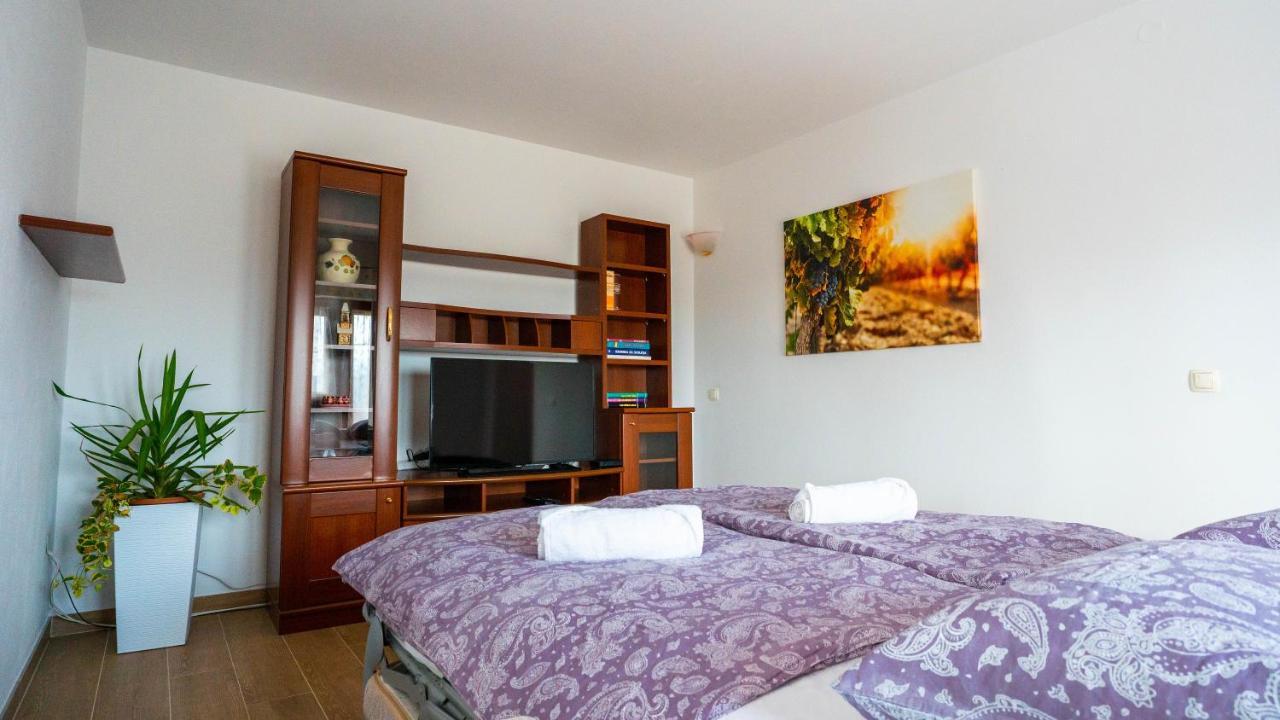 Apartma Tri Oljke Dobrovo Εξωτερικό φωτογραφία