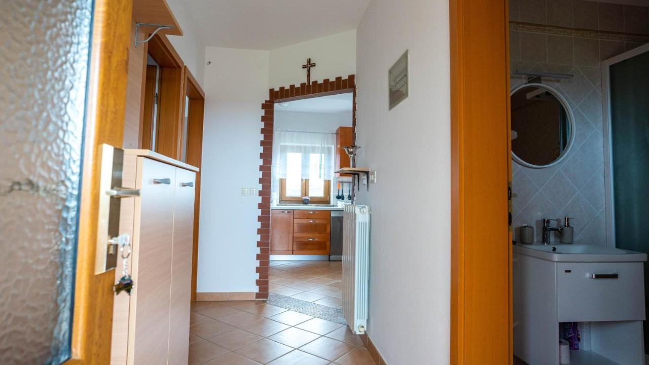 Apartma Tri Oljke Dobrovo Εξωτερικό φωτογραφία